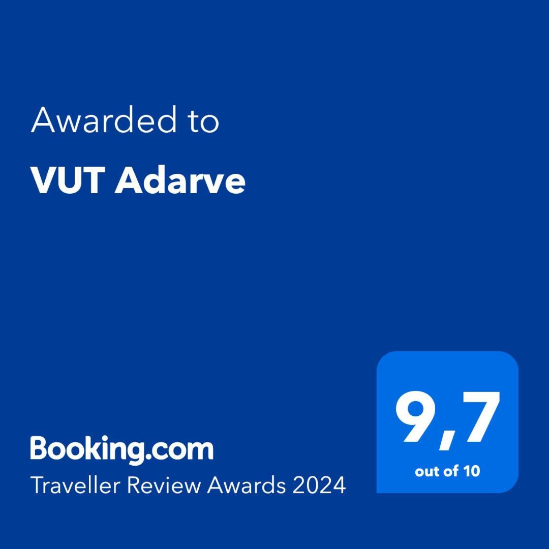 Vut Adarve *